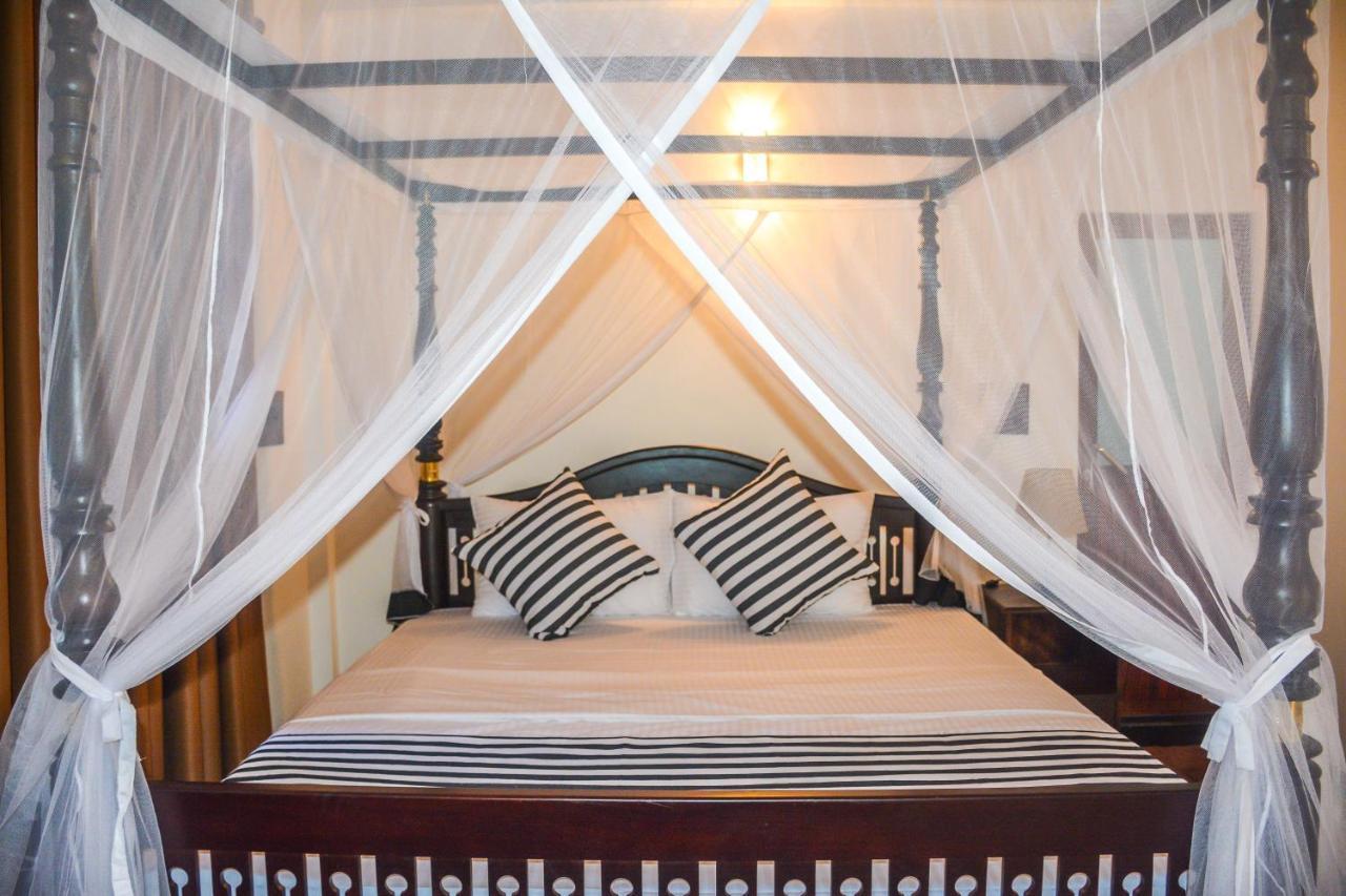 Janu Homestay Tangalle Esterno foto