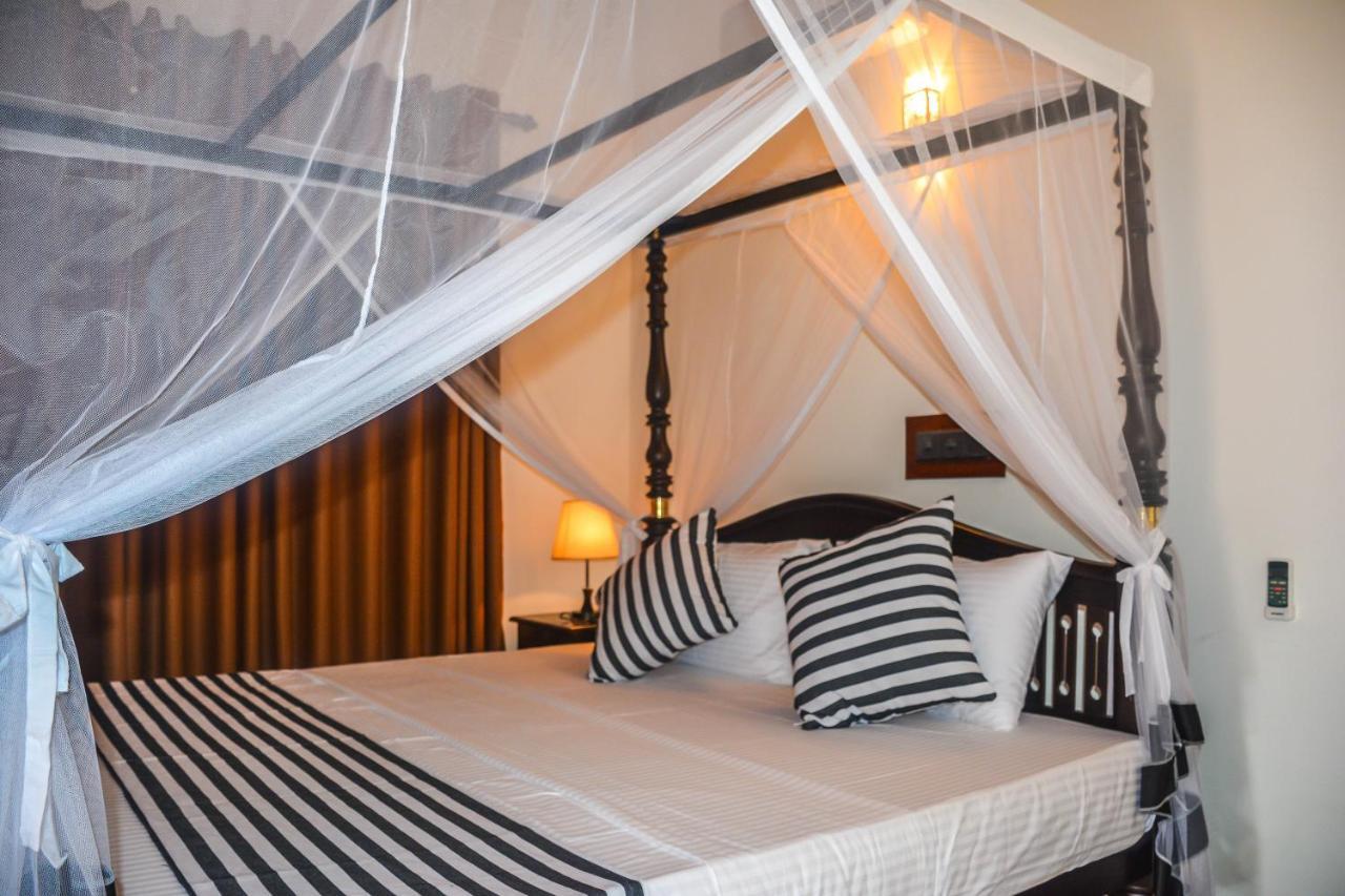 Janu Homestay Tangalle Esterno foto
