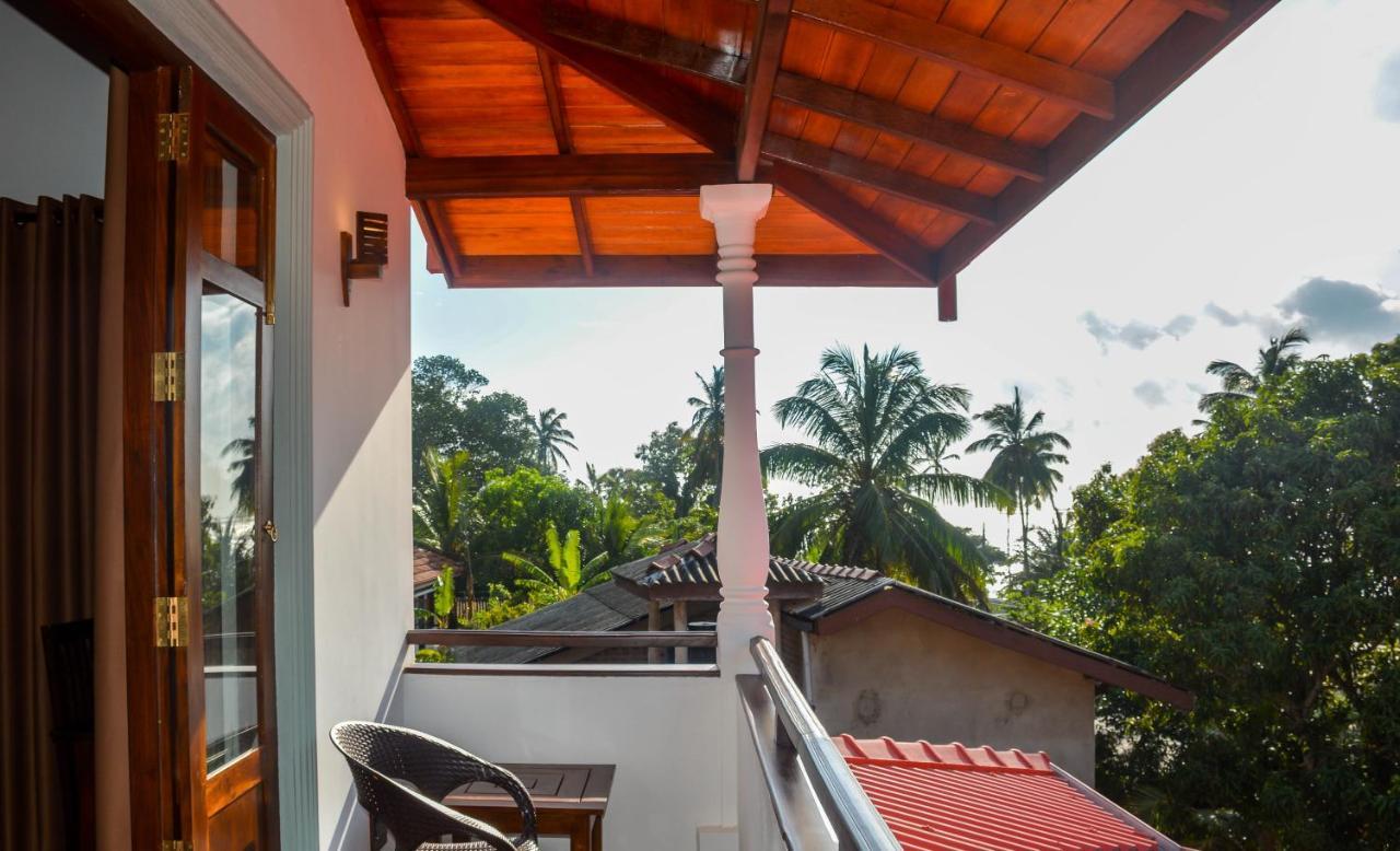 Janu Homestay Tangalle Esterno foto