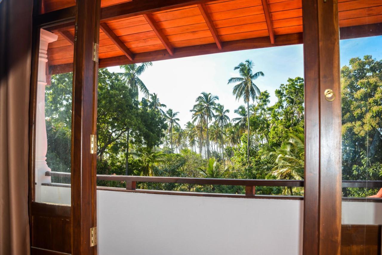 Janu Homestay Tangalle Esterno foto
